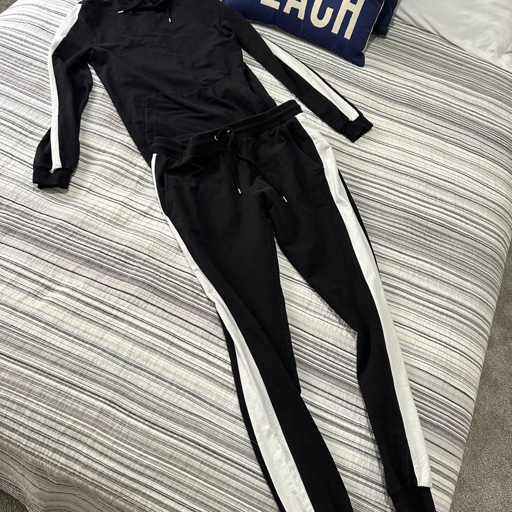 ASOS Black and White Men's Tracksuit (Mens Medium)